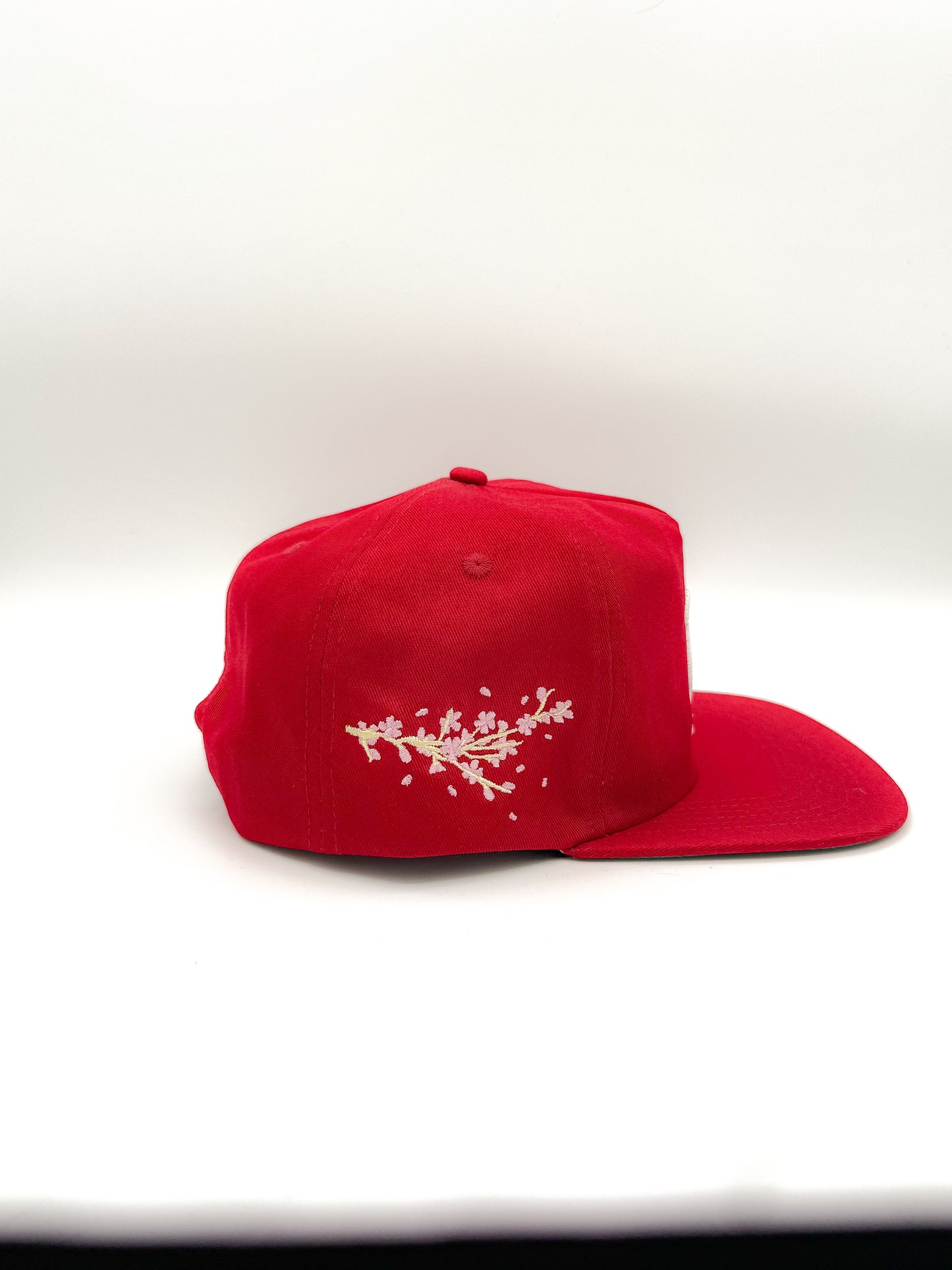 BLOSSOM HAT