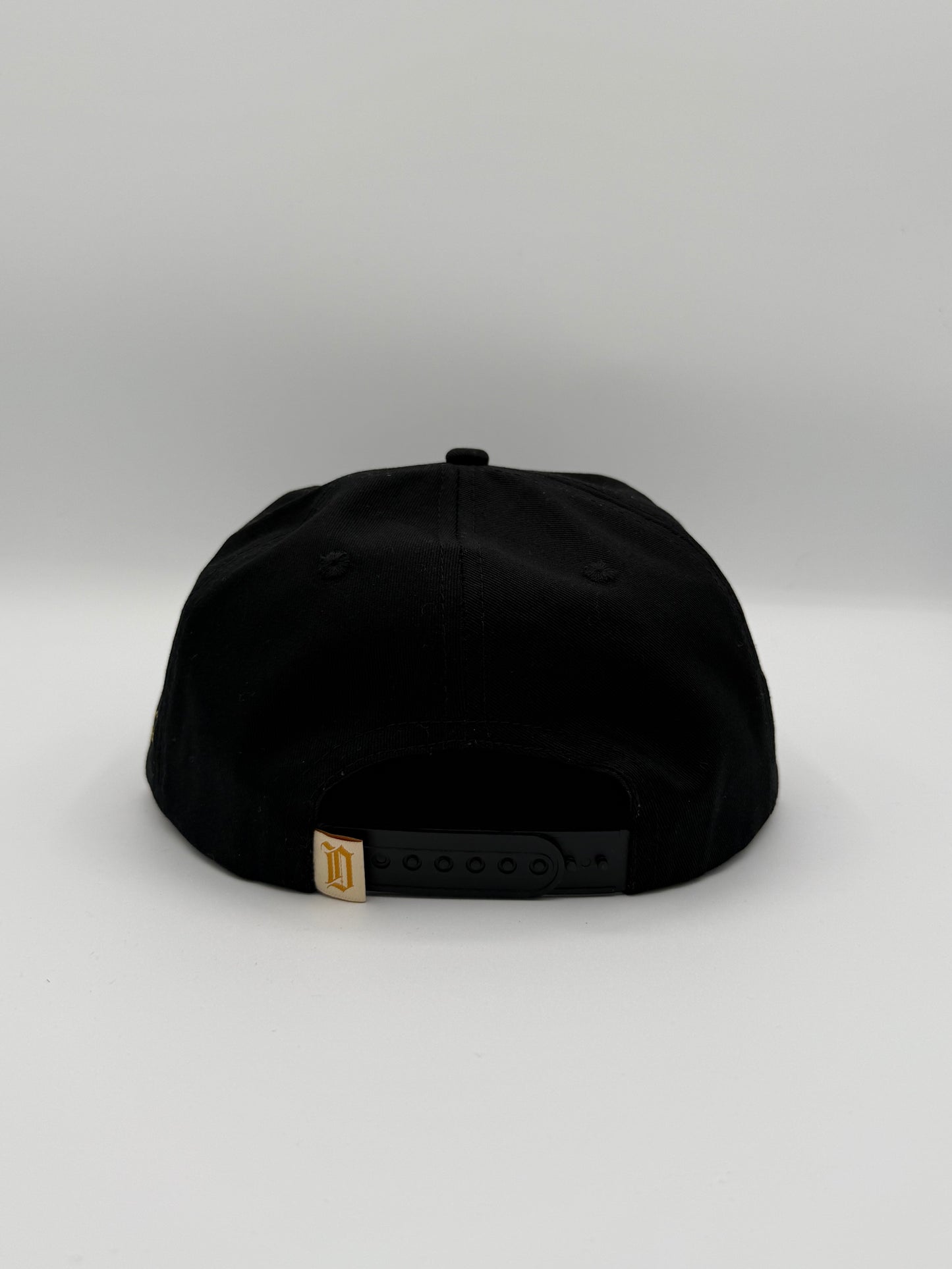 BLOSSOM HAT